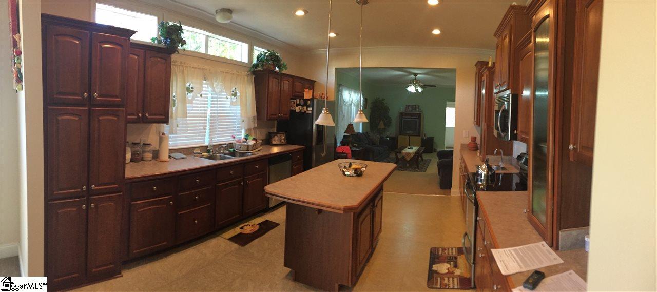 1067 Garlington Road Mountville, SC 29370 - Photo 6 of 28 Gallery Image 6