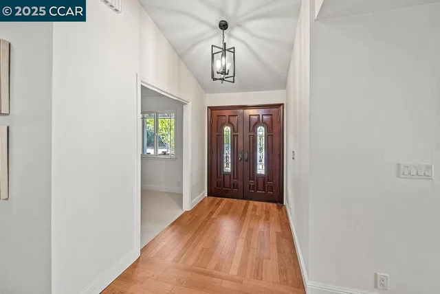 $1,599,000 | 4 Brookdale Court, Alamo, CA 94507