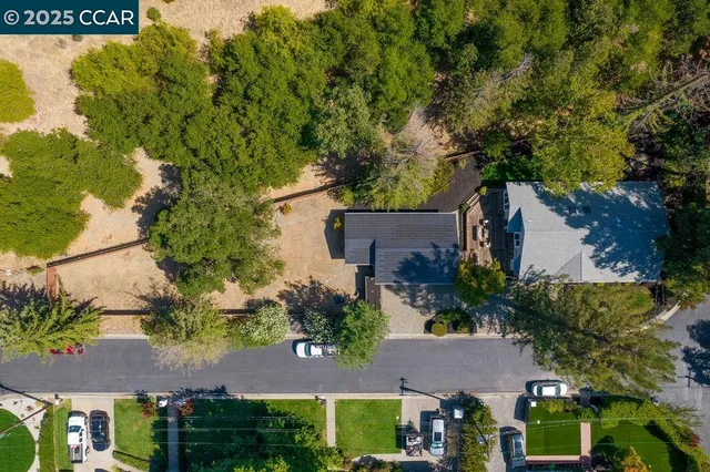 $1,599,000 | 4 Brookdale Court, Alamo, CA 94507