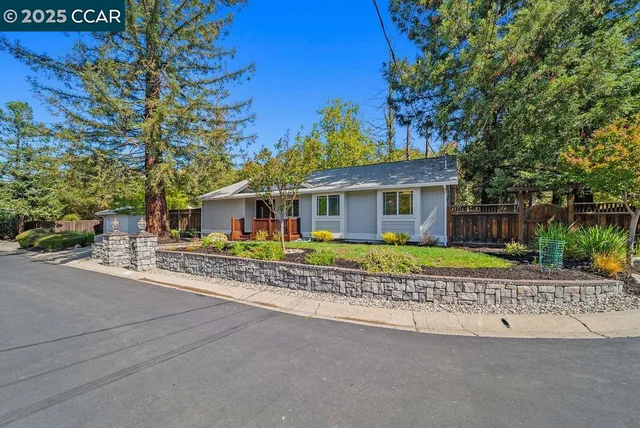 $1,599,000 | 4 Brookdale Court, Alamo, CA 94507