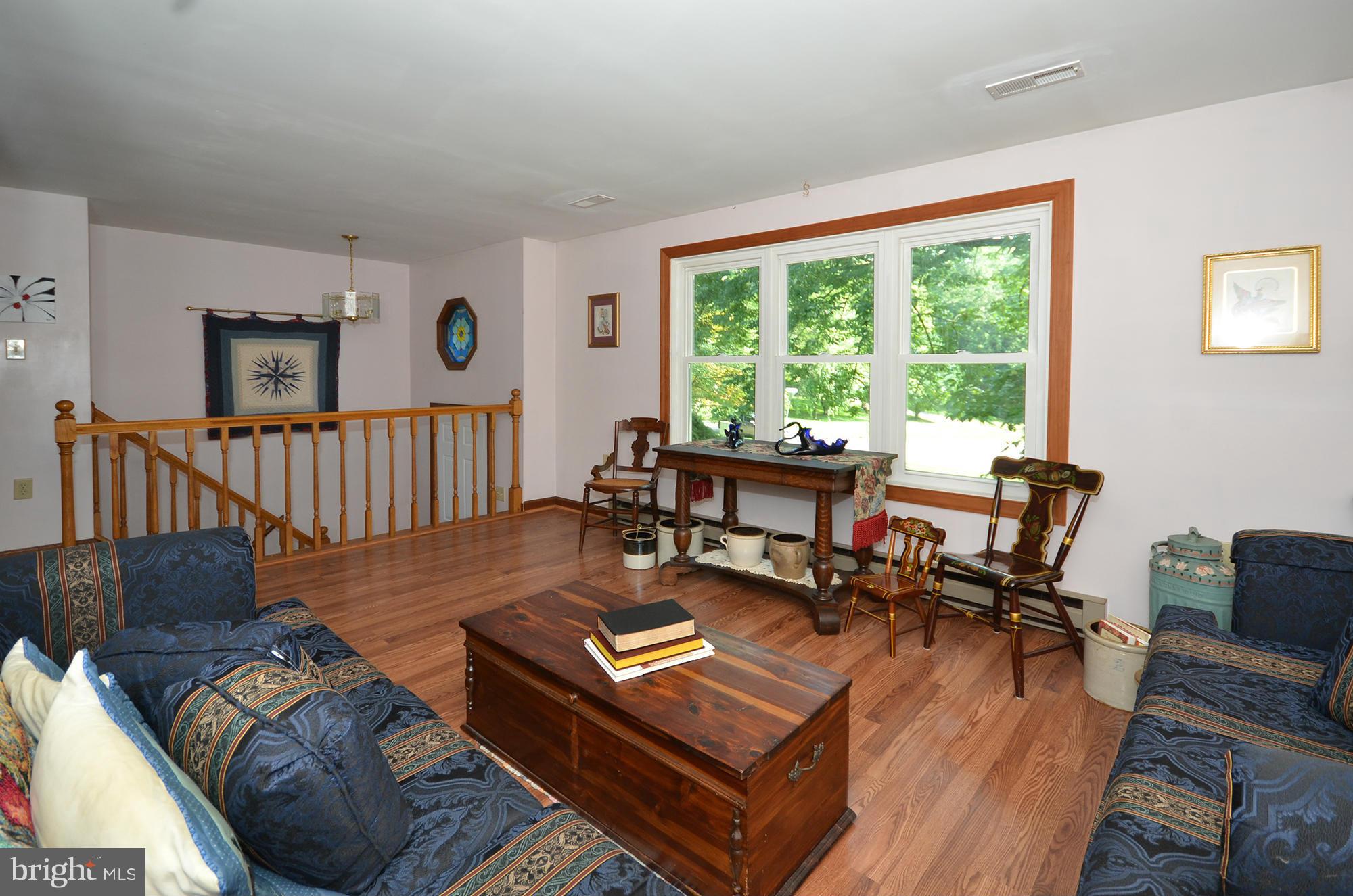 35 Martin Road Conowingo, MD 21918 - Photo 10 of 26 Living Room