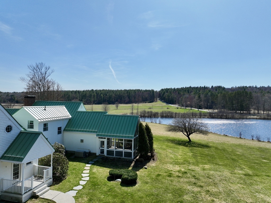 398 Old Post Road Worthington, MA 01098 - Photo 4 of 42