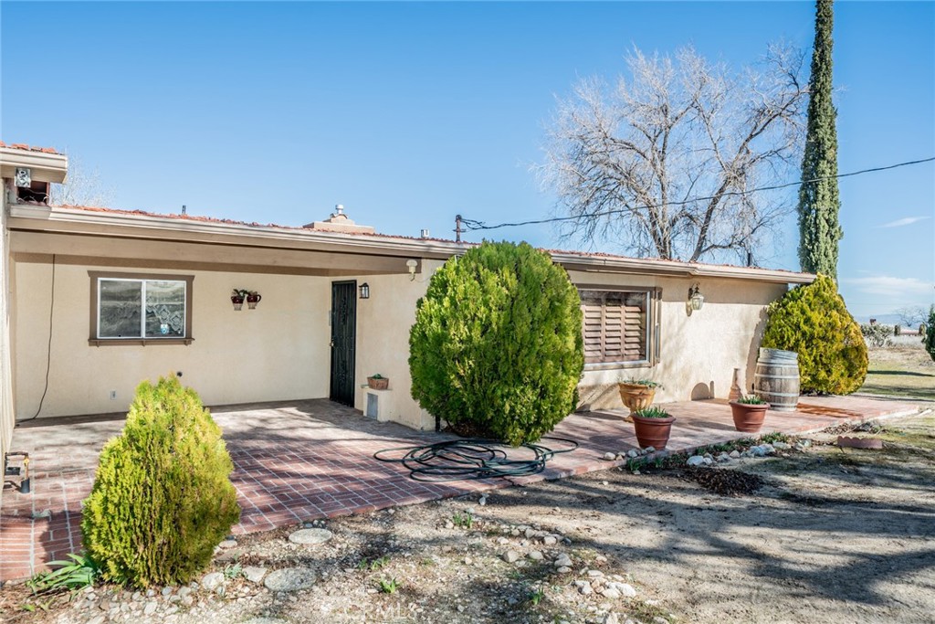 3230 Silver Ridge Drive Pinon Hills, CA 92372 - Photo 42 of 49 a view of a house with a patio