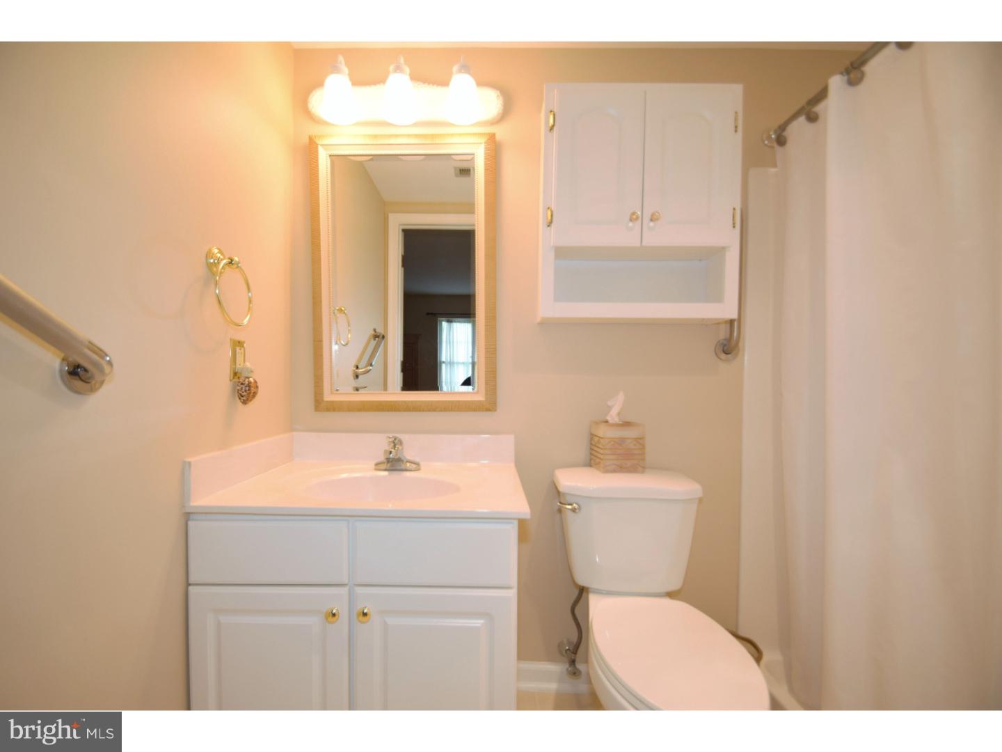 245 Brandon Road Norristown, PA 19403 - Photo 20 of 25 Master Bathroom