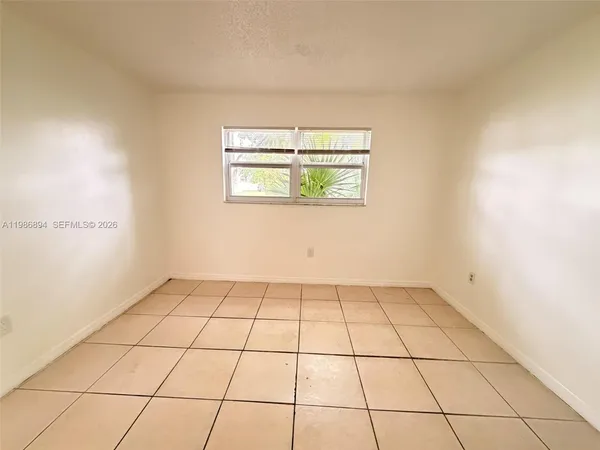 $1,850 | 6503 Winfield Boulevard, Unit 111D, Margate, FL 33063