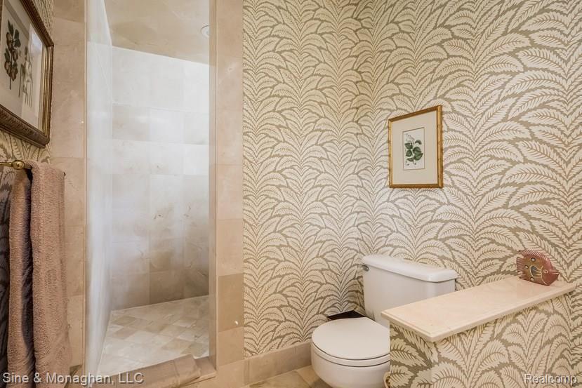 4 Provencal Road Grosse Pointe, MI 48236 - Photo 32 of 83