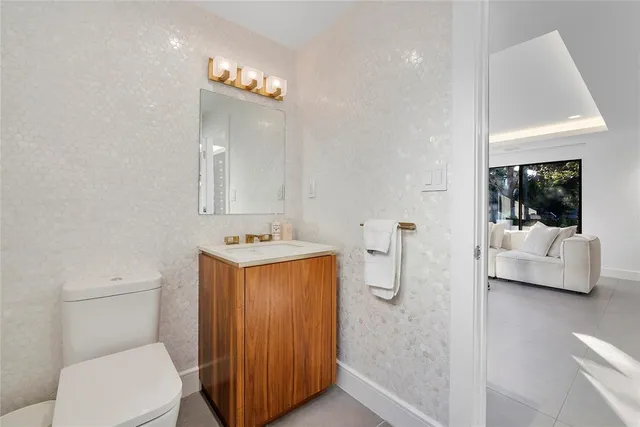 a view of entryway and hall