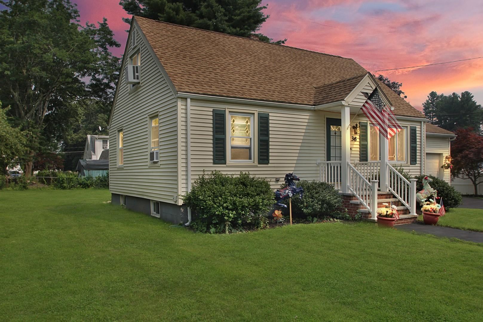 36 Maclarnon Road Salem, NH 03079 - Photo 1 of 25 Gallery Image 1