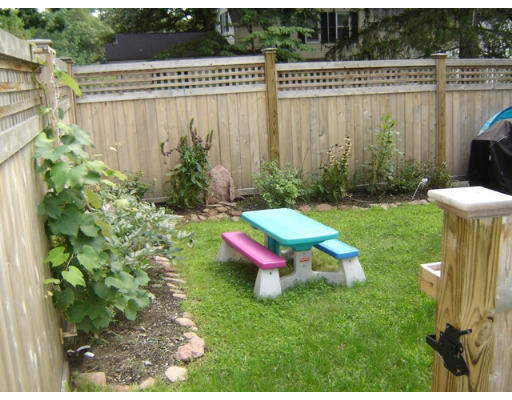282 Warren Street Needham, MA 02492 - Photo 13 of 16 Gallery Image 13