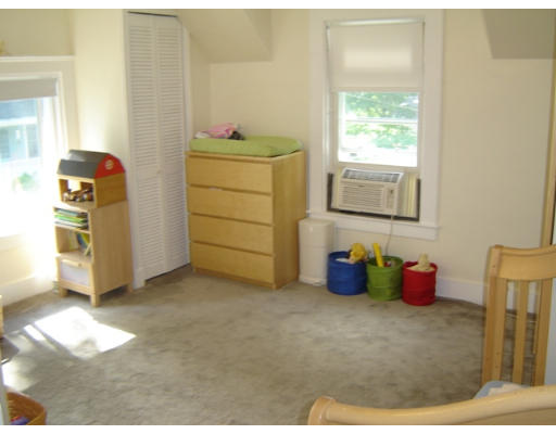 282 Warren Street Needham, MA 02492 - Photo 8 of 16 Gallery Image 8
