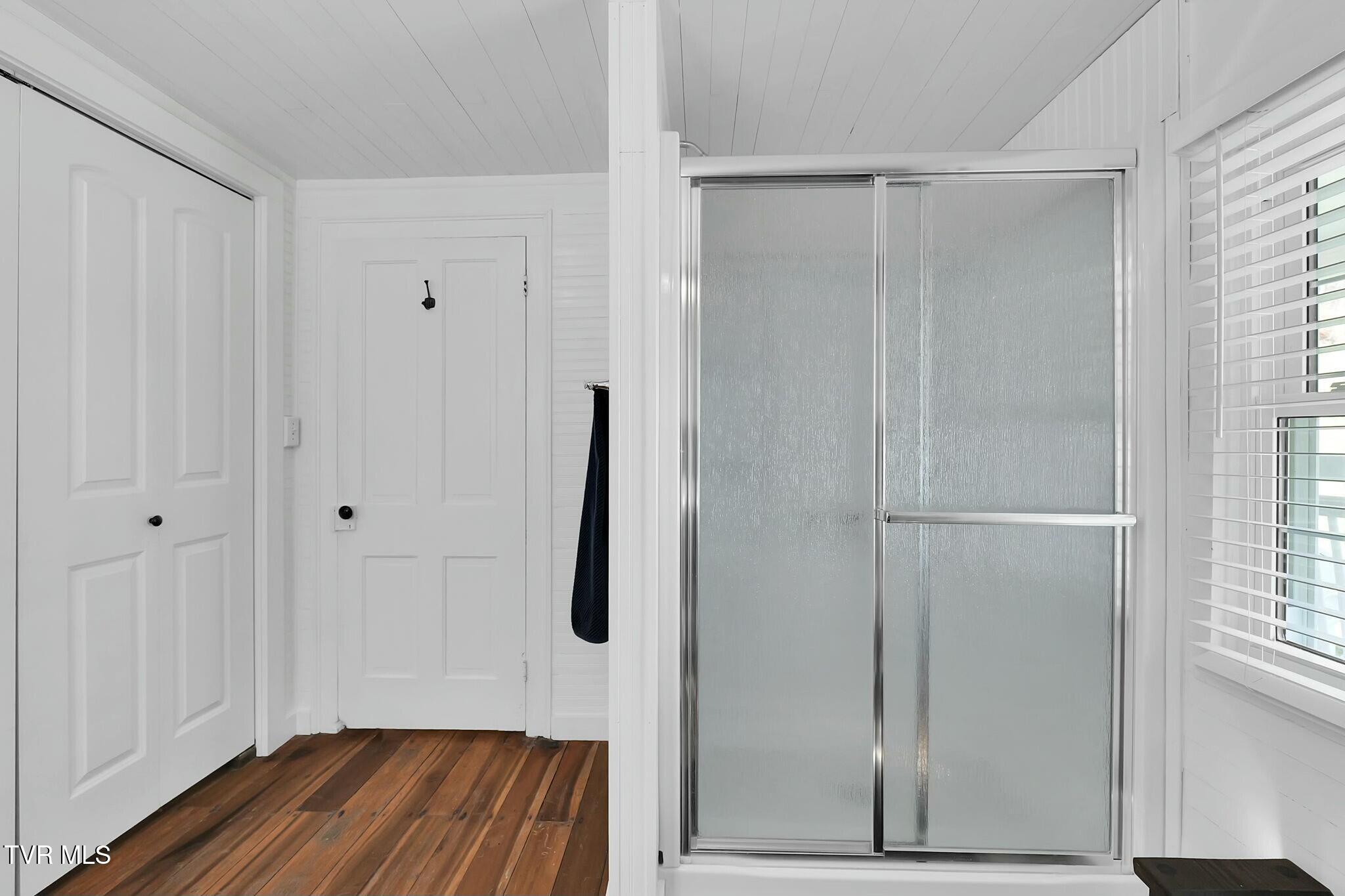 736 Shelleys Road Bristol, VA 24202 - Photo 38 of 82 tempImagei2zqSy