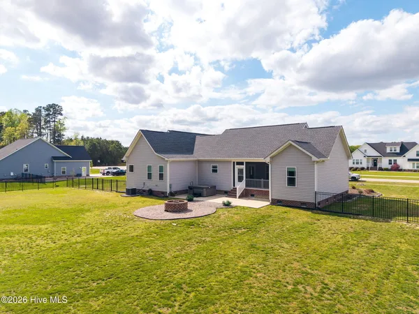 $525,000 | 109 Foxglove Drive, Moyock, NC 27958