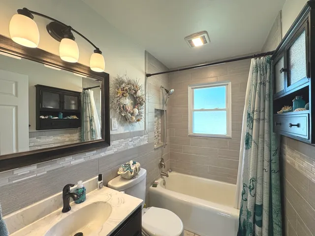 $179,900 | 1088 West Walnut Street, Kankakee, IL 60901