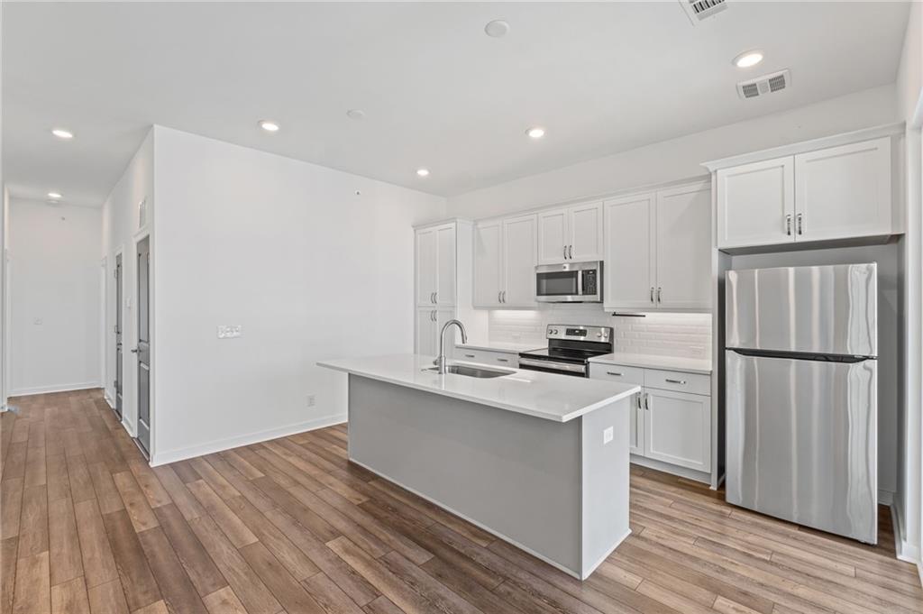 127 Devore Road, Unit 204 Alpharetta, GA 30009 - Photo 11 of 86