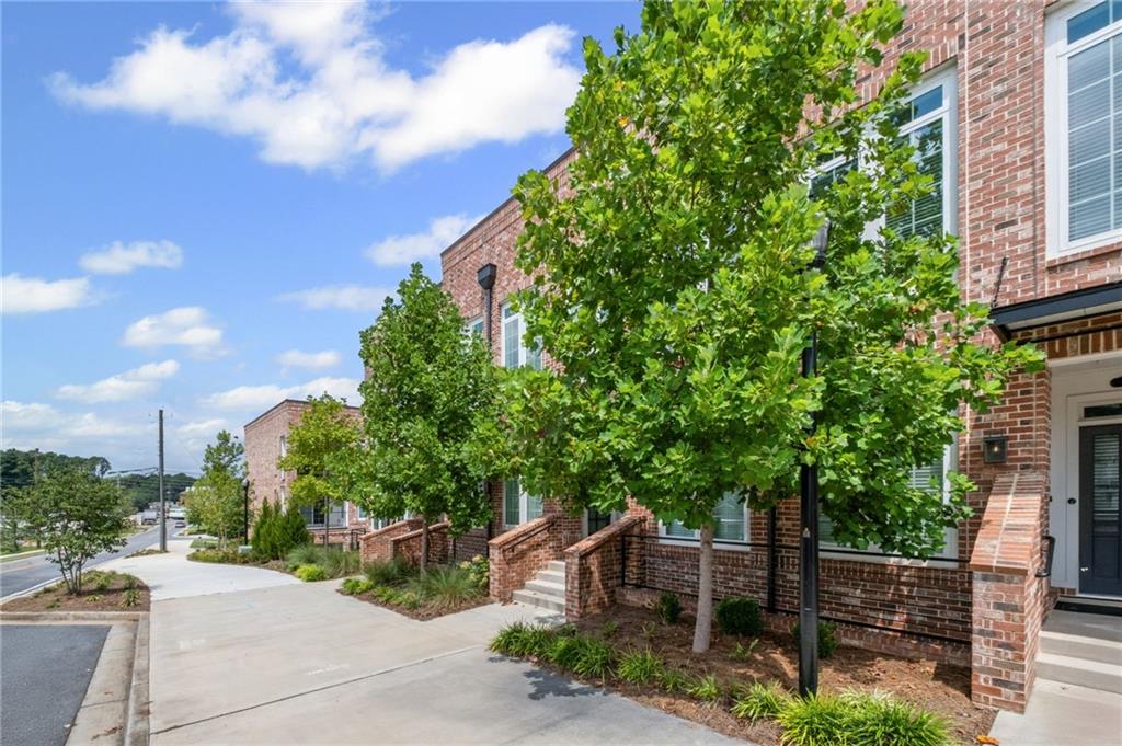 127 Devore Road, Unit 204 Alpharetta, GA 30009 - Photo 3 of 86