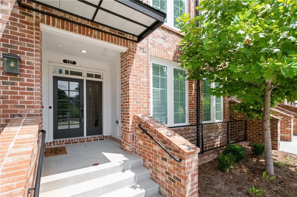 127 Devore Road, Unit 204 Alpharetta, GA 30009 - Photo 4 of 86