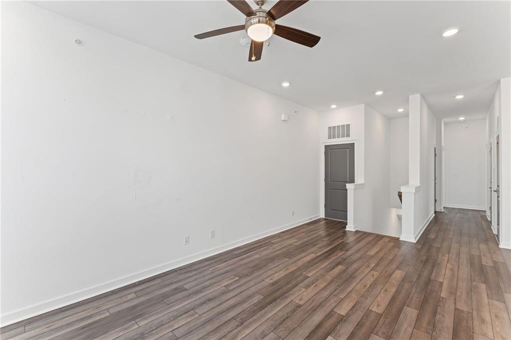 127 Devore Road, Unit 204 Alpharetta, GA 30009 - Photo 9 of 86