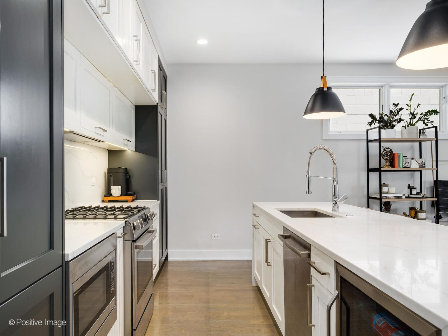 2916 West Shakespeare Avenue, Unit 2 Chicago, IL 60647 - Photo 8 of 21