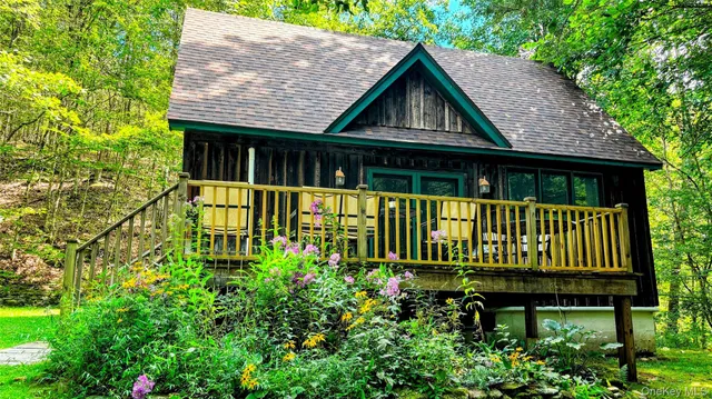 a house view with a garden space