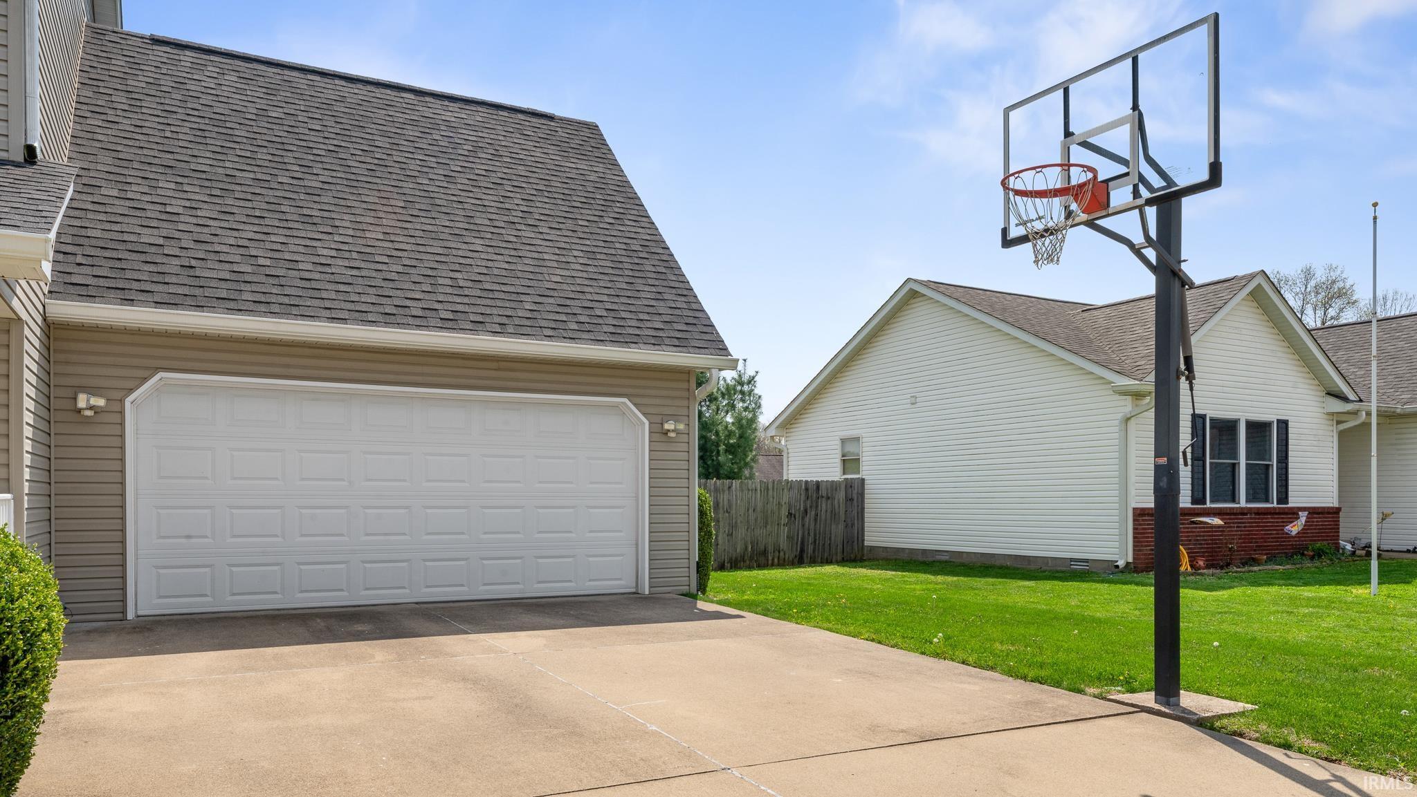 7205 West Prominence Pointe Drive Bloomington, IN 47404 - Photo 4 of 36