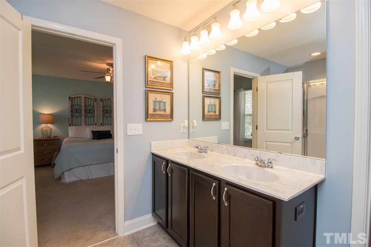 5709 Spring Glen Lane Raleigh, NC 27616 - Photo 13 of 20