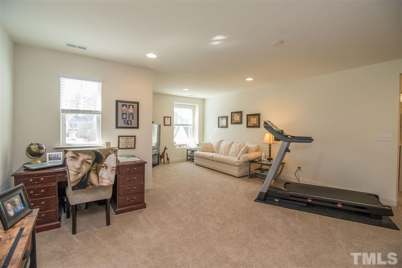 5709 Spring Glen Lane Raleigh, NC 27616 - Photo 14 of 20