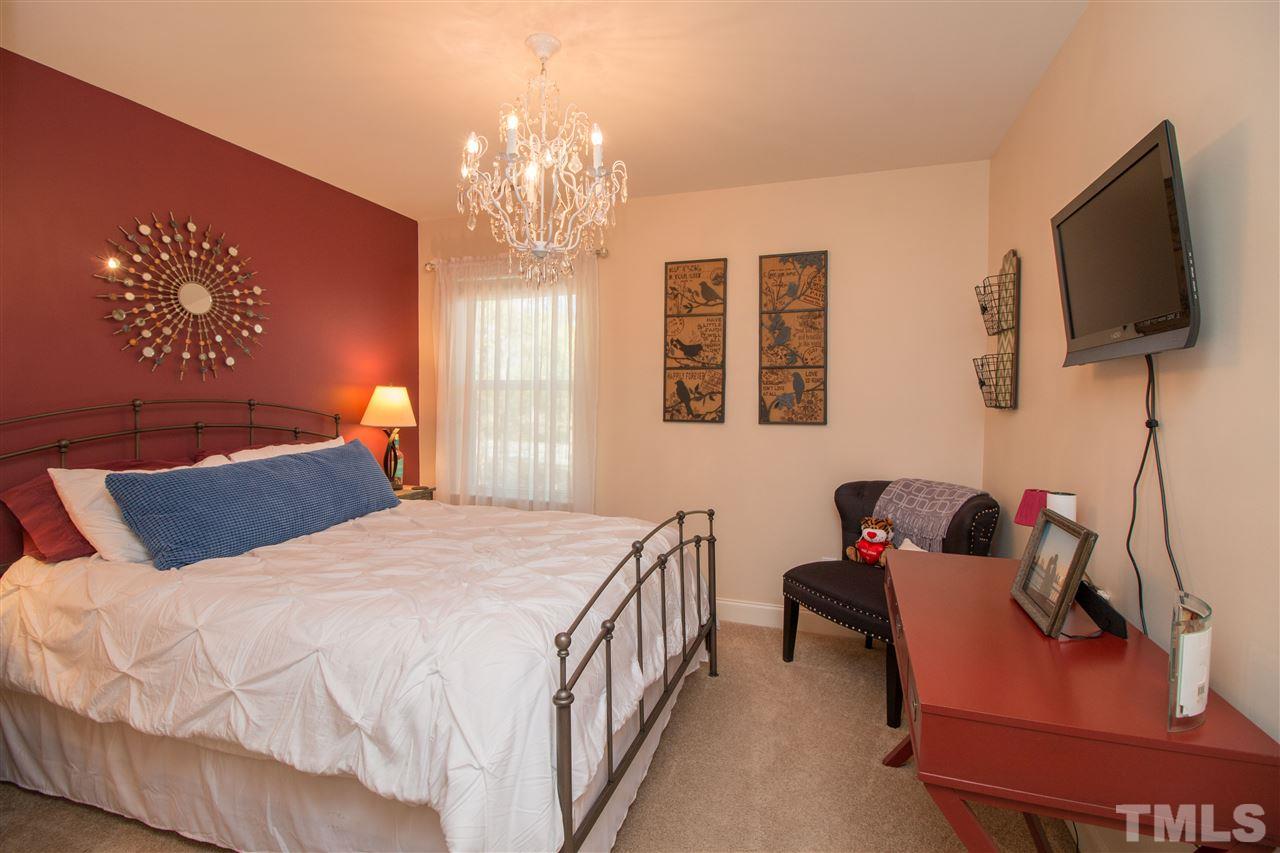 5709 Spring Glen Lane Raleigh, NC 27616 - Photo 17 of 20