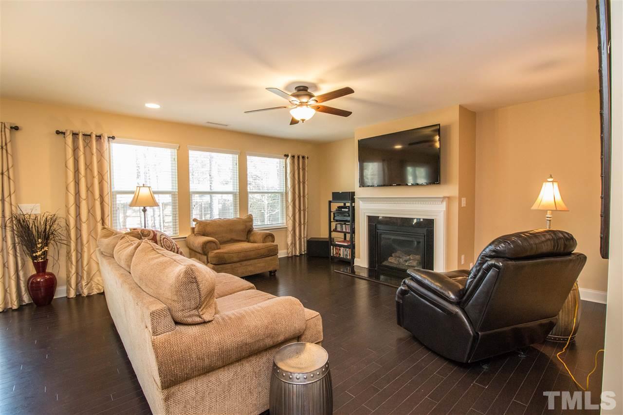 5709 Spring Glen Lane Raleigh, NC 27616 - Photo 4 of 20