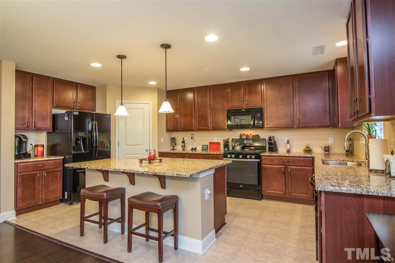 5709 Spring Glen Lane Raleigh, NC 27616 - Photo 8 of 20