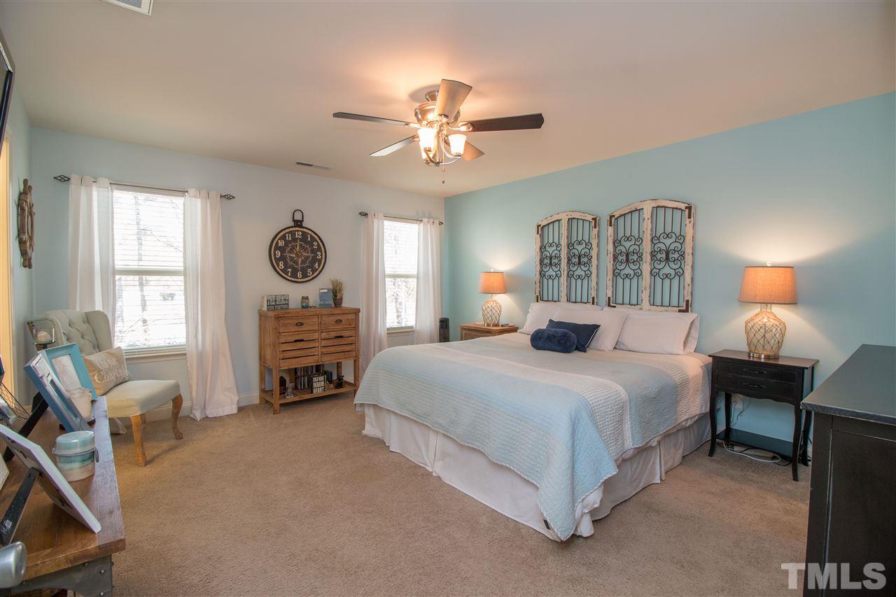 5709 Spring Glen Lane Raleigh, NC 27616 - Photo 10 of 20
