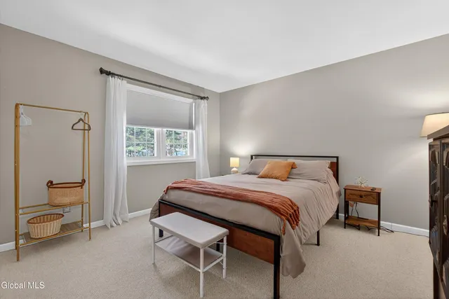 $299,900 | 412 Antler Court, Milton, NY 12020