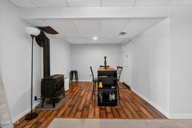 $299,900 | 412 Antler Court, Milton, NY 12020