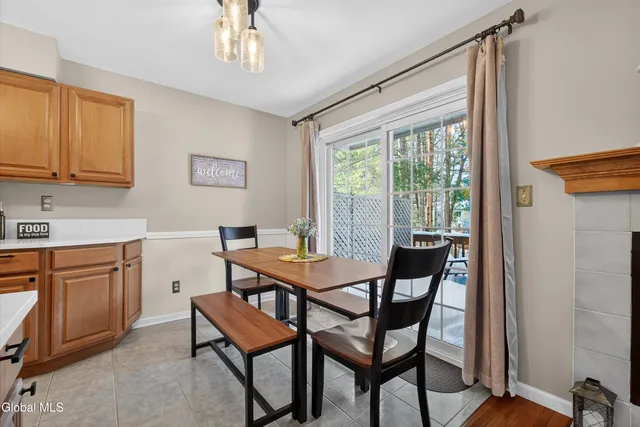 $299,900 | 412 Antler Court, Milton, NY 12020