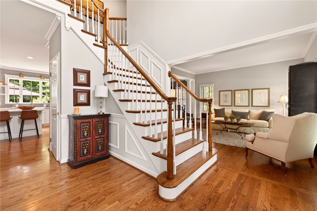 47 Scarborough Park Penfield, NY 14625 - Photo 5 of 50