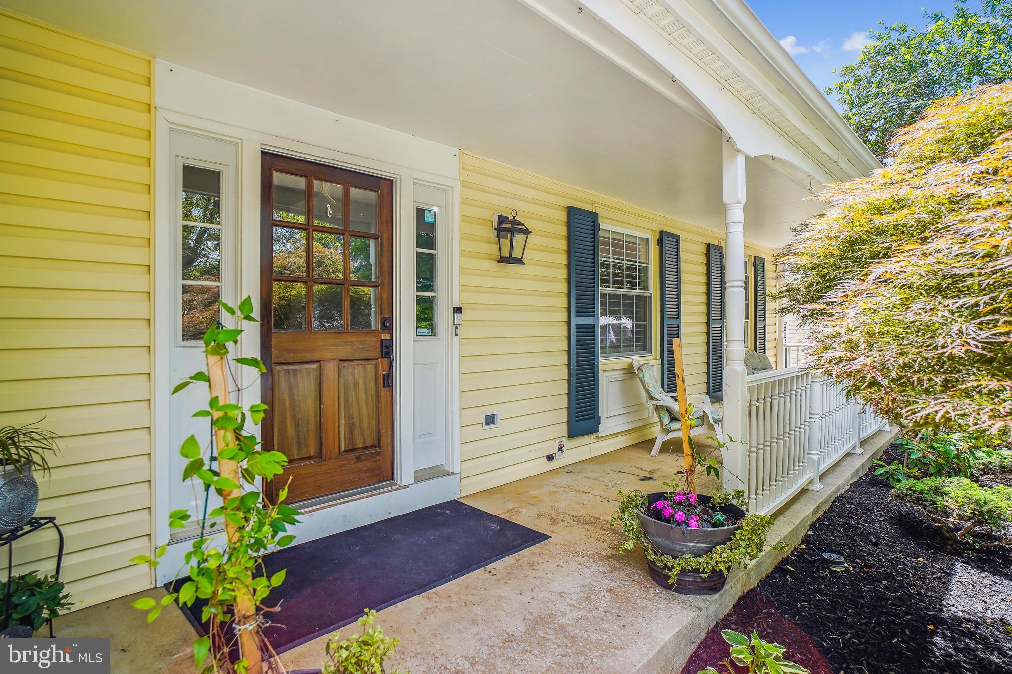 10736 Wayfarer Road Germantown, MD 20876 - Photo 3 of 40 Gallery Image 3