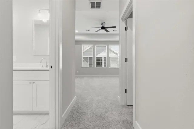 $1,998 | 11 Wellford Street, Unit B, Houston, TX 77022