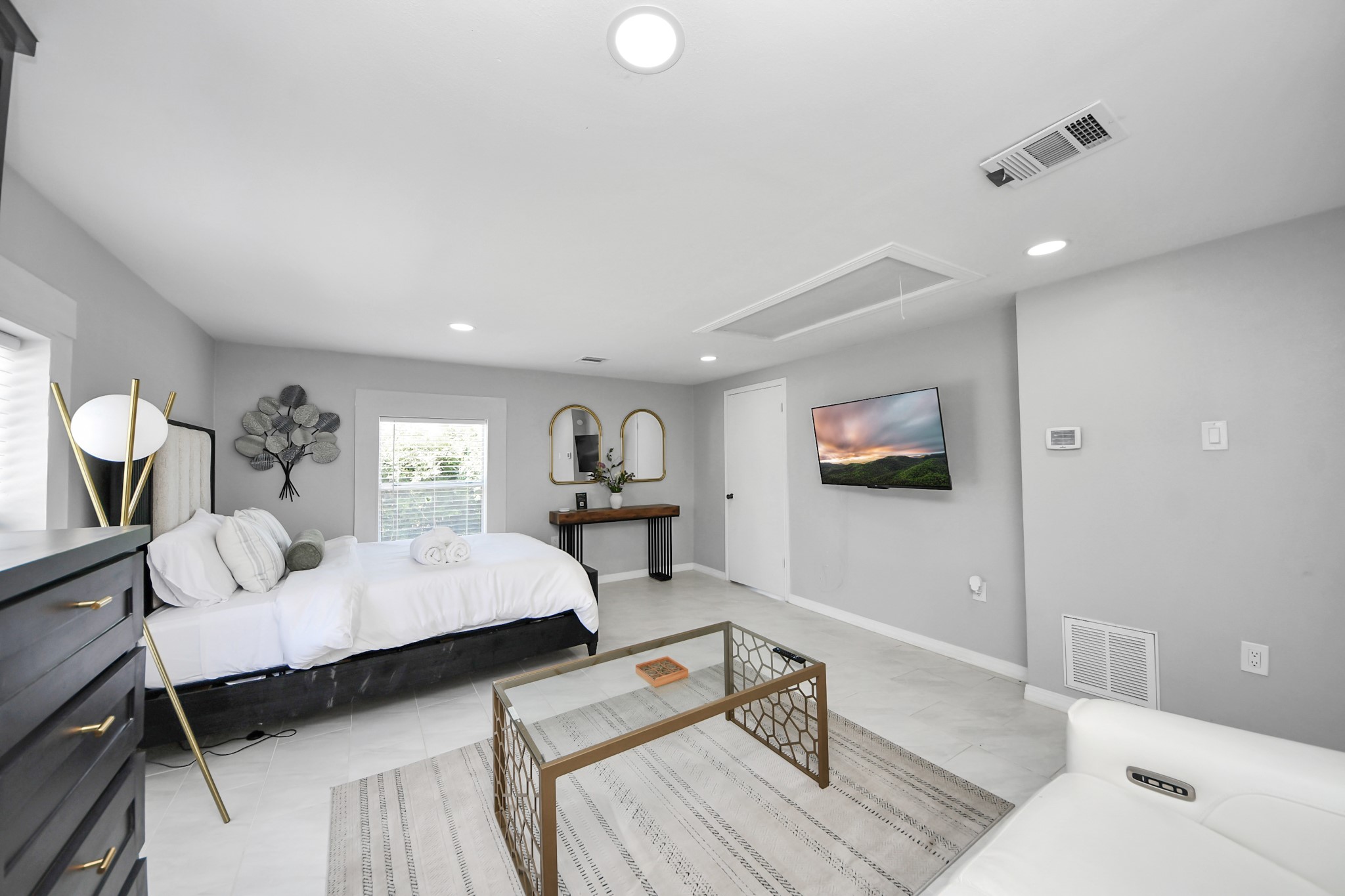 28222 Margerstadt Road Waller, TX 77484 - Photo 23 of 50 Bright and airy primary retreat with peaceful views.