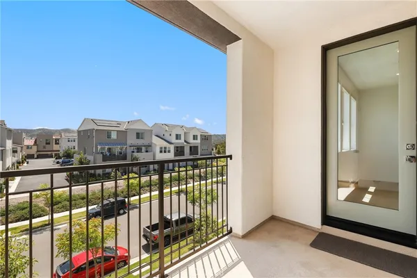 $763,000 | 1501 Lasso Way, Unit 303, Rancho Mission Viejo, CA 92694