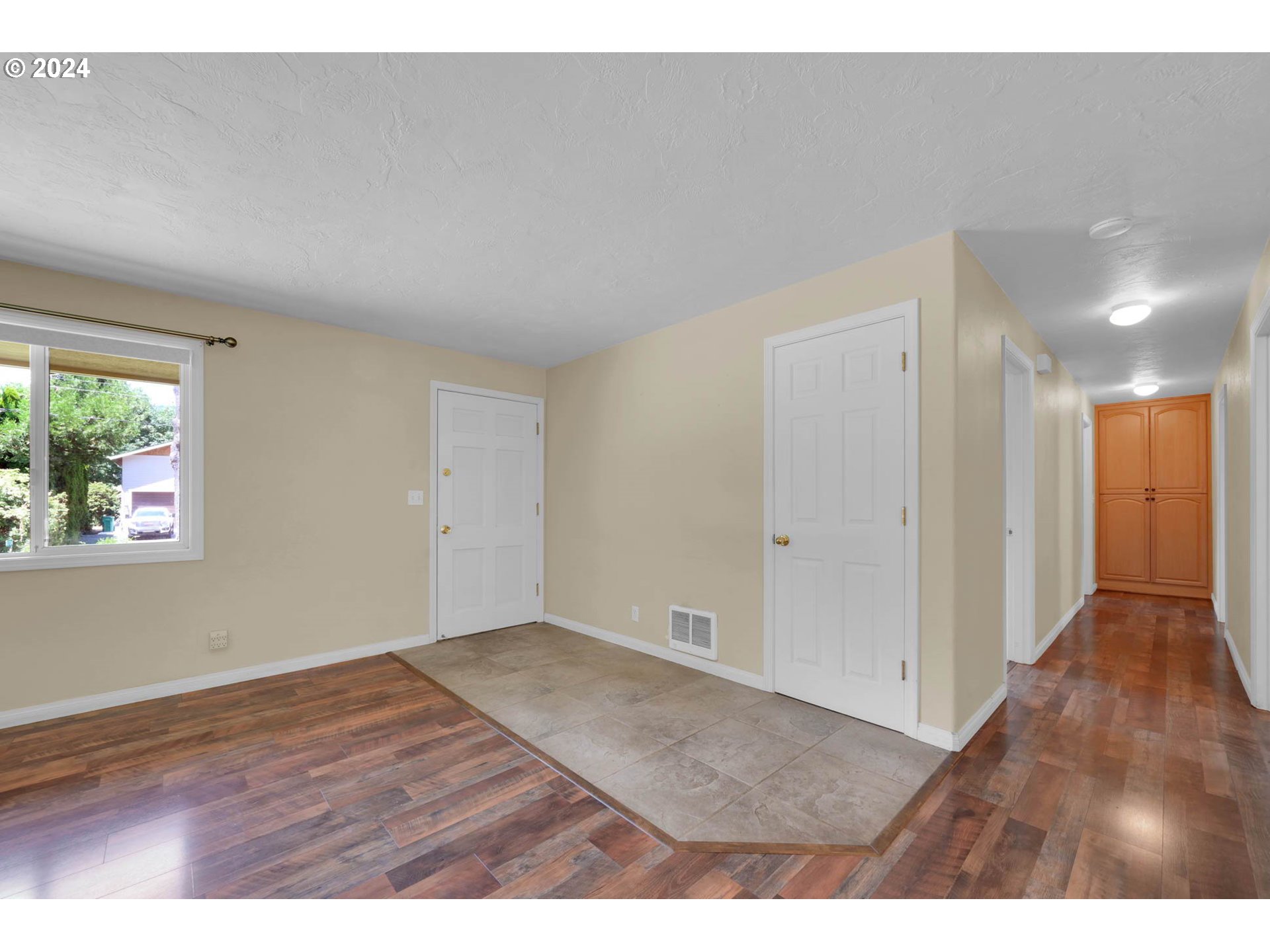 41704 Madrone Street Springfield, OR 97478 - Photo 6 of 48 Gallery Image 6