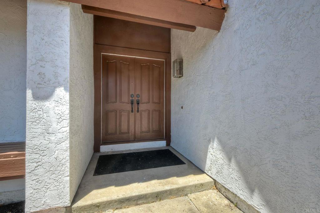 14446 Janal Way Rancho Penasquitos, CA 92129 - Photo 3 of 38 double door entry