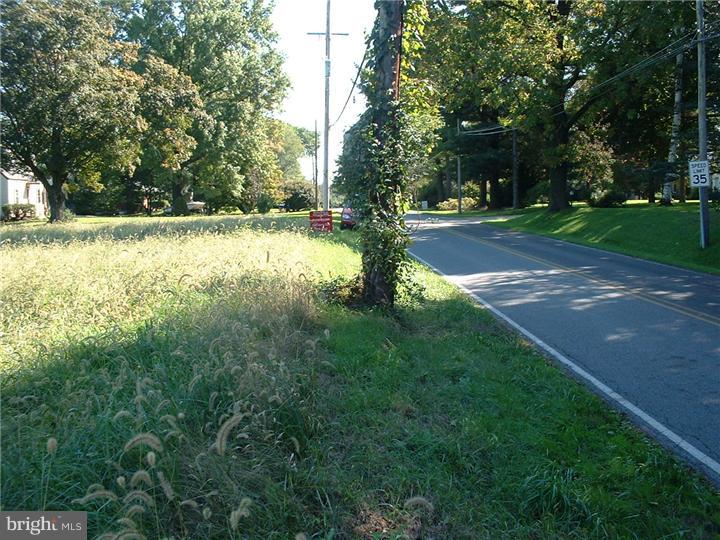 93 State Road Avondale, PA 19311 - Photo 3 of 4 View 1