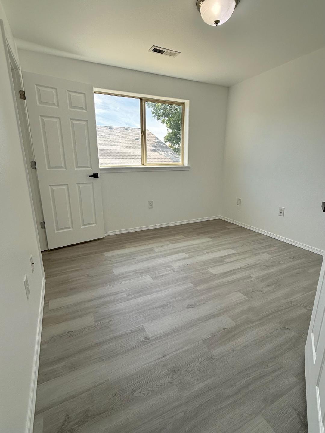 2244 Evan Way Central Point, OR 97502 - Photo 22 of 30 thumbnail (11)