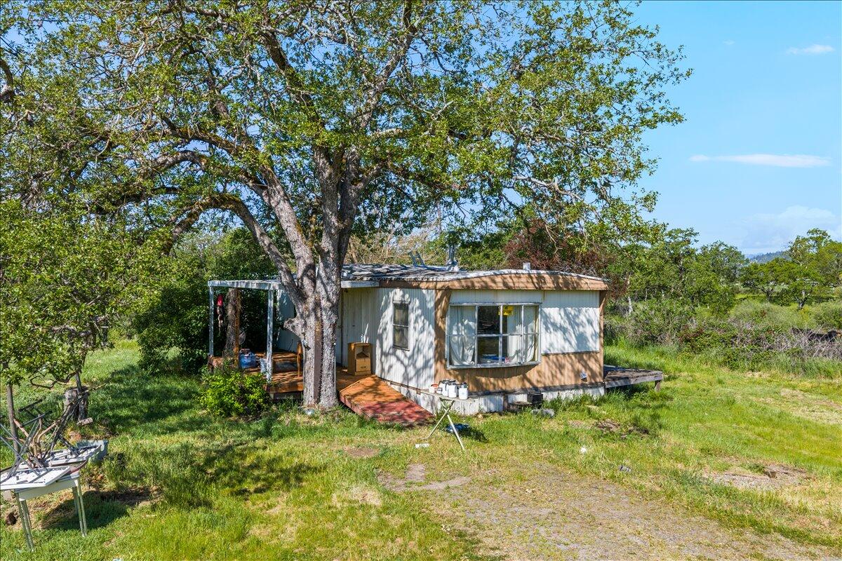 14717 Highway 62 Eagle Point, OR 97524 - Photo 4 of 14