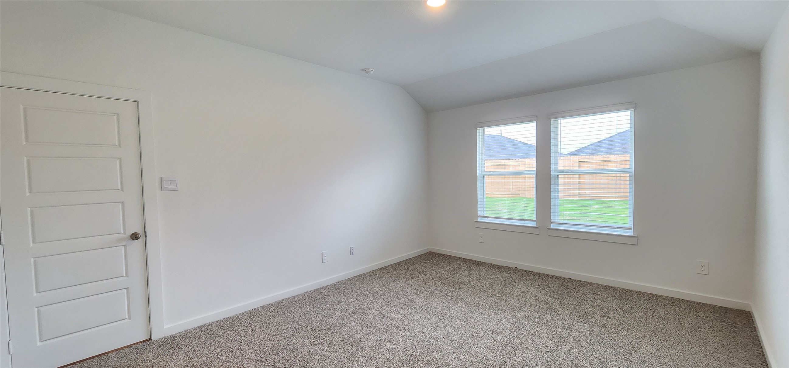 1107 Toledo Bend Pass Rosharon, TX 77583 - Photo 12 of 30 Master bedroom