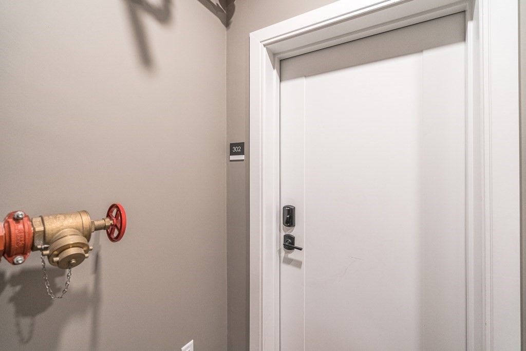 71 Border Street, Unit 302 Boston, MA 02128 - Photo 6 of 24