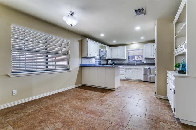 $325,000 | 300 Sioux Street, Keller, TX 76248