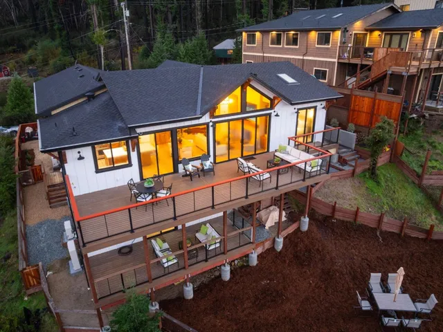 $2,888,520 | 230 Fern Rock Way, Boulder Creek, CA 95006