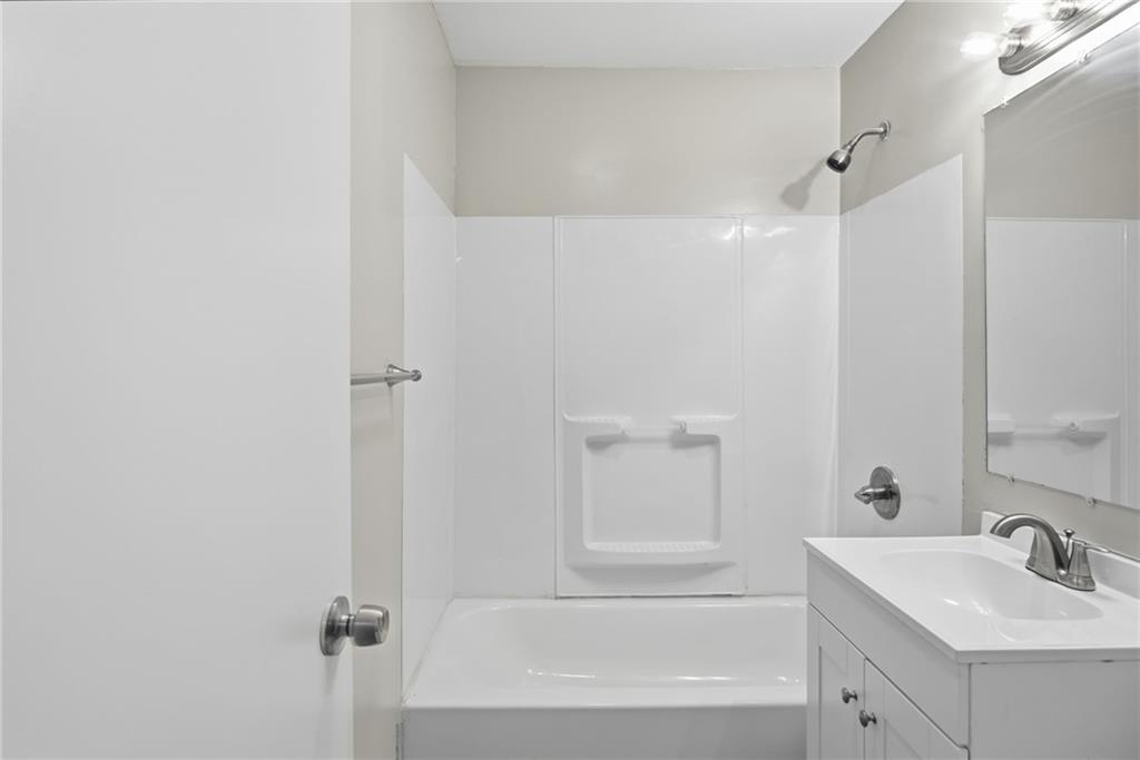 7104 Longview Road Kansas City, MO 64134 - Photo 25 of 32 Gallery Image 25