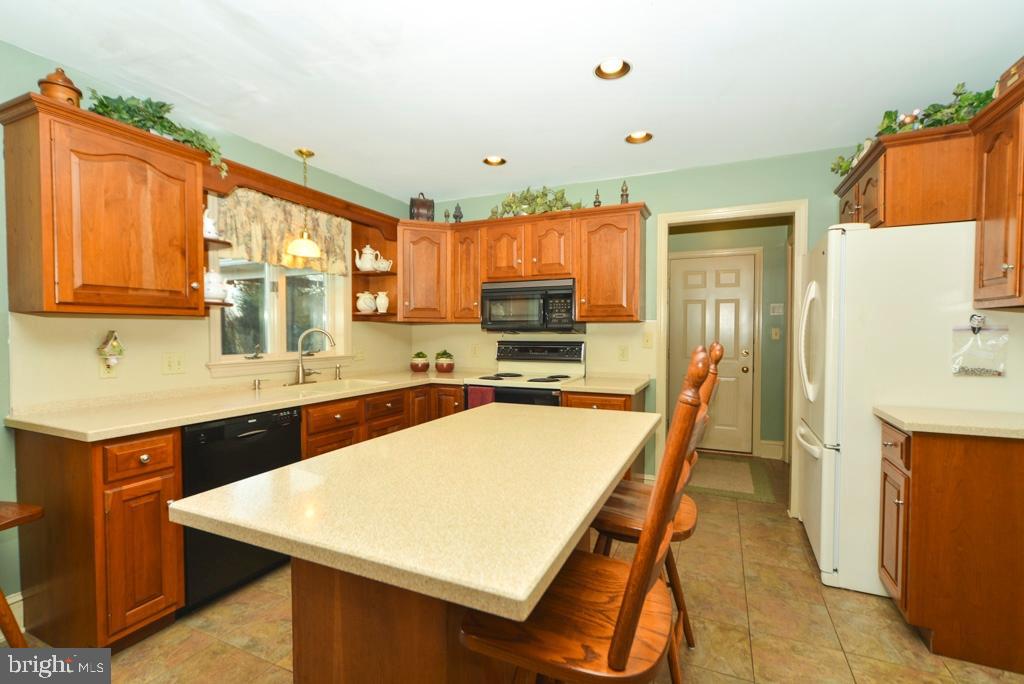 23 Old Post Lane Lititz, PA 17543 - Photo 10 of 30
