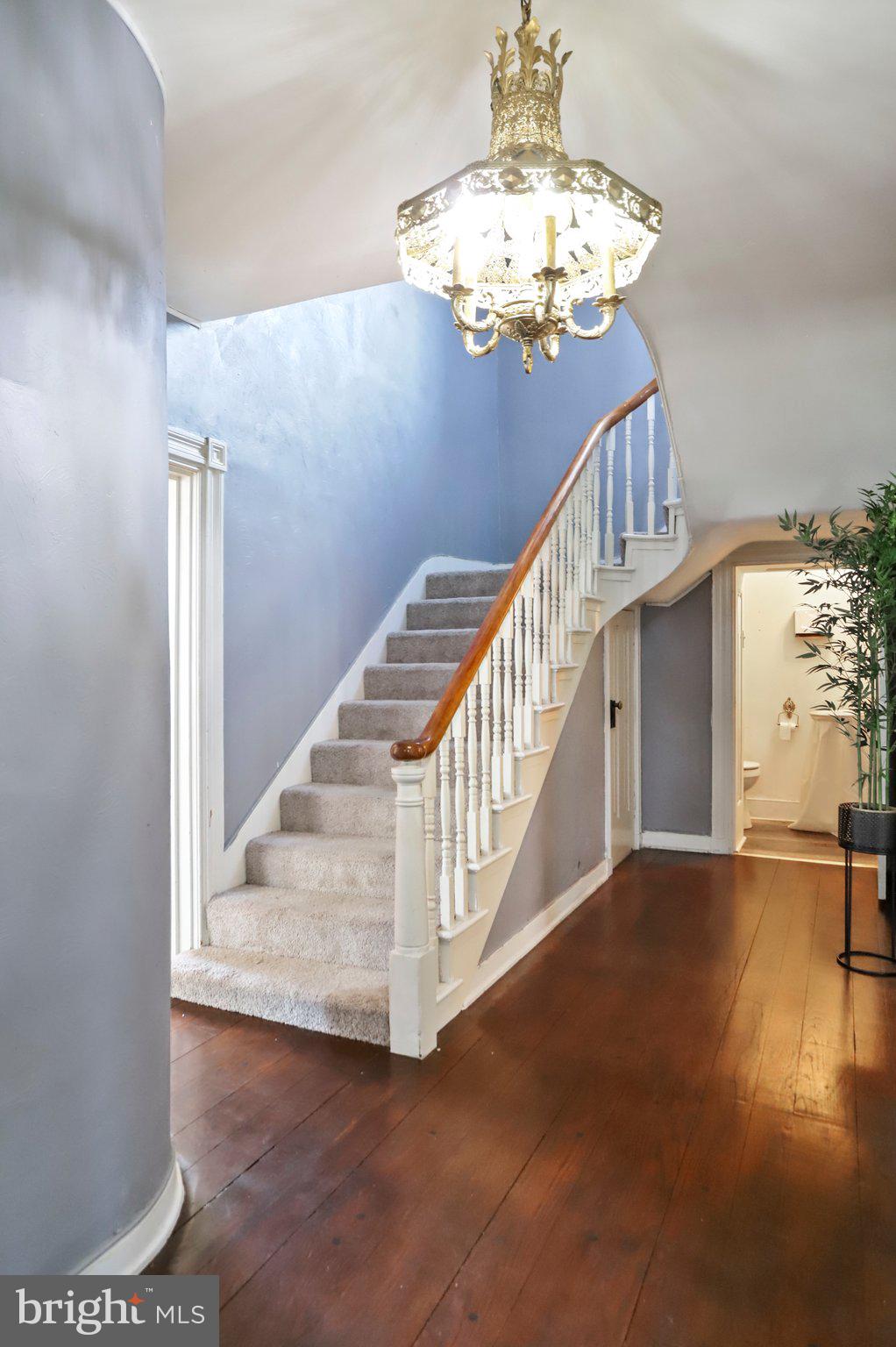 950 Taxville Road York, PA 17404 - Photo 15 of 58 Foyer